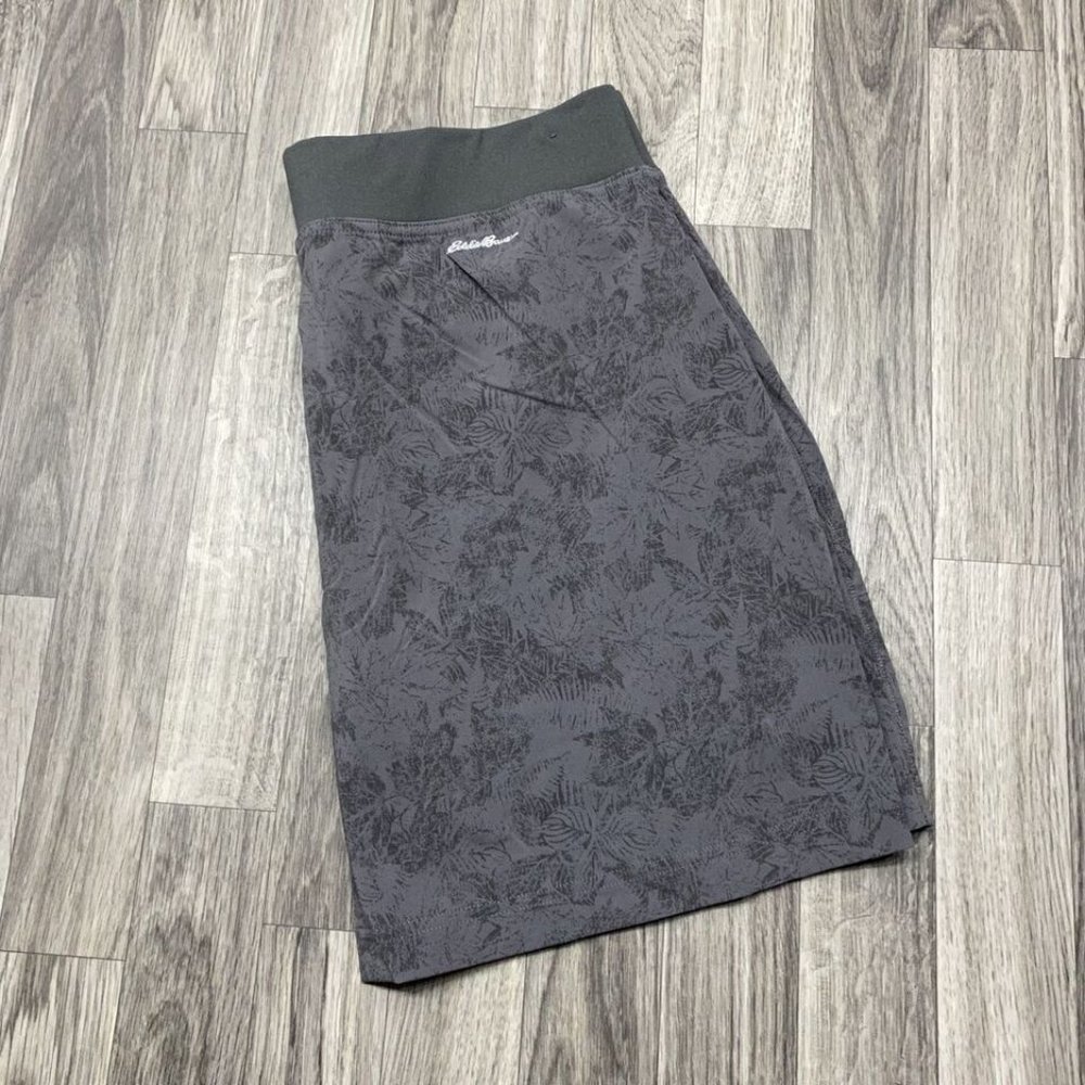 EDDIE BAUER Elastic Waist Grey Floral Athletic Skirt Skort Women's Size 10